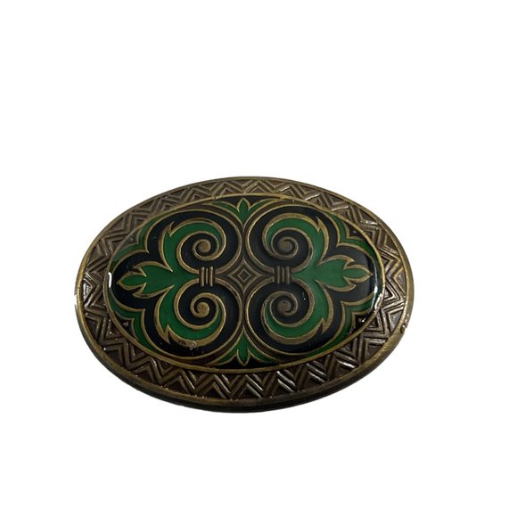 Metal Ornate Brooch Pin Green Enamel Fleur de lis Celtic Oval 1.75" X 1.375" - Picture 6 of 6